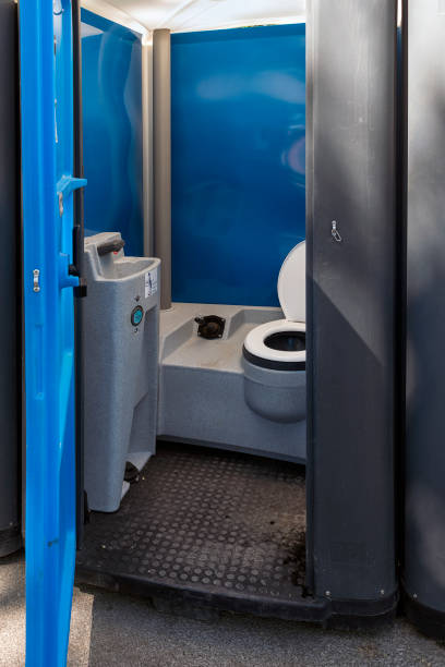 Portable Toilet Options We Offer in Birmingham, MI