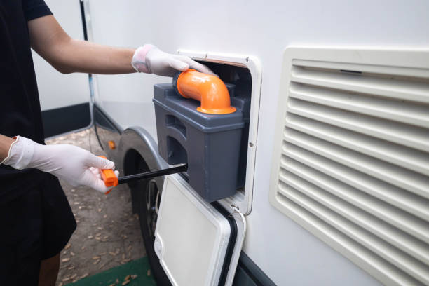 Best Luxury portable toilet rental  in Birngham, MI